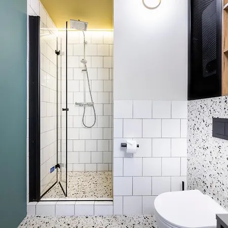 - 200 M Do Plazy Z Balkonem I Widokiem Διαμέρισμα